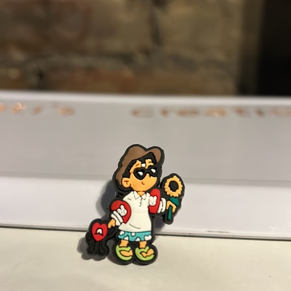 Bad bunny straw topper - Picture 4 of 4